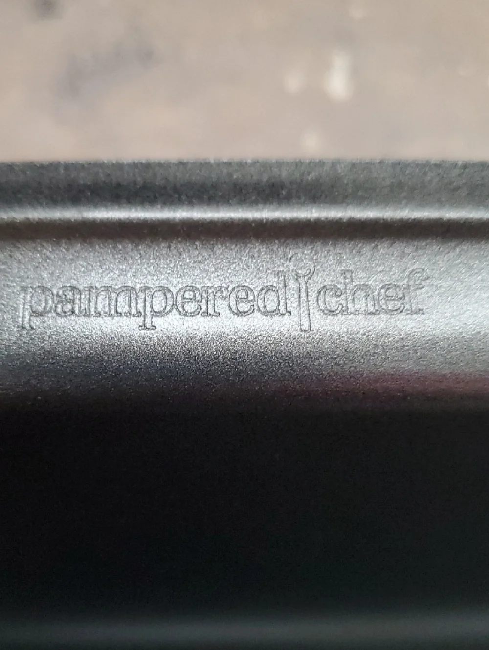Pampered Chef V-Shaped Baking Pan Set #100101